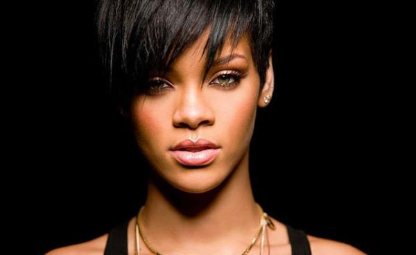 Rihanna - Robyn Rihanna Fenty