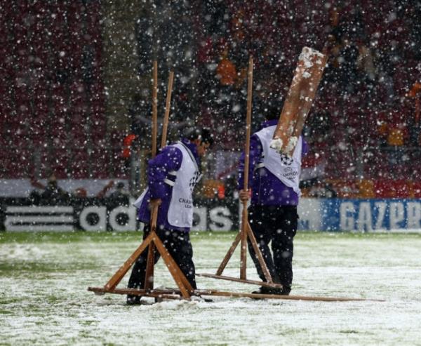 Ertelenen Galatasaray - Juventus ma sonras sosyal medya birbirinden komik yorumlar yapld. te onlardan bazlar;