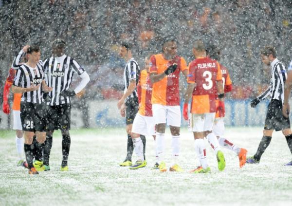 Okay Karacan: Portekizli hakemler Almeida ile Meirelles'in evlerine dalm mesela..#ktespriboyleolur