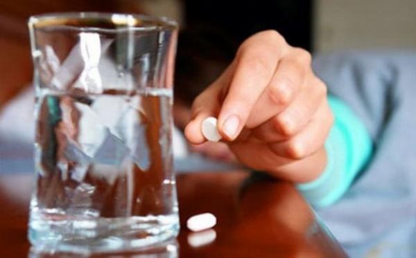 <p><b>GRP AISINI SEZONUN BAINDA OLURSANIZ, ETKS AZALACAKTIR:</b></p>   Baz salk otoriteleri, grip mevsiminin Mart aynda da devam ettii ve erken a olmanz halinde koruyuculuun azalaca konusunda endieliler.