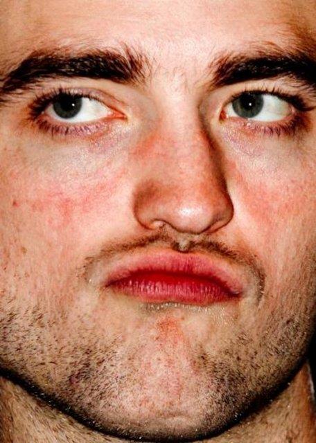 Robert Pattinson
