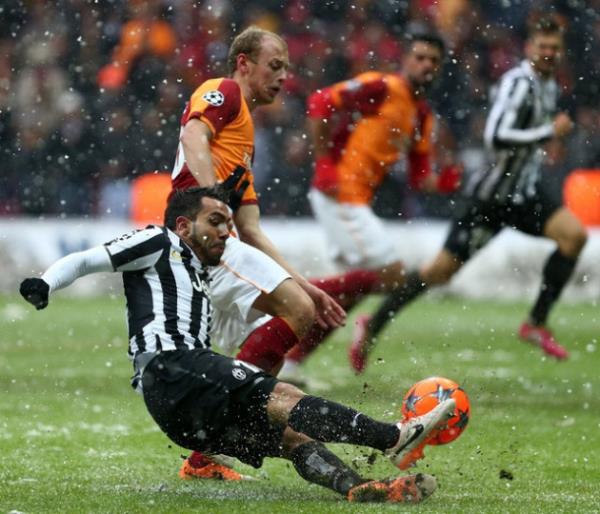 @deryabalta22 Uefa yi garantilemisiz..Galatasaray i keser mi?