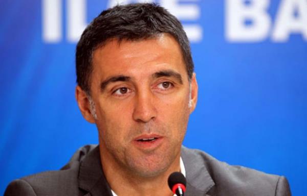 Hakan kr: Son dakika...'Yarn Juventuslu ocuklara kar tatili' Not: Juventus Valisi..