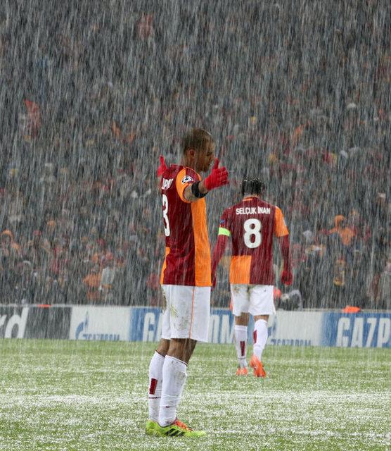 Juventus'u dize, turu bize getir G.Saray" diyenler, siz nce stada doalgaz getirin :)