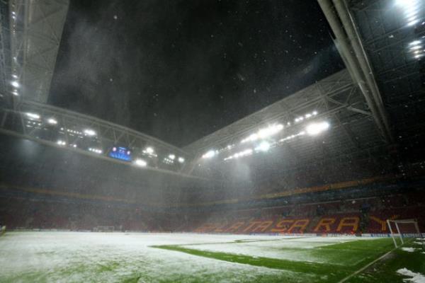 Olmad karlkl 5'er kartopu at yaptr...!!!