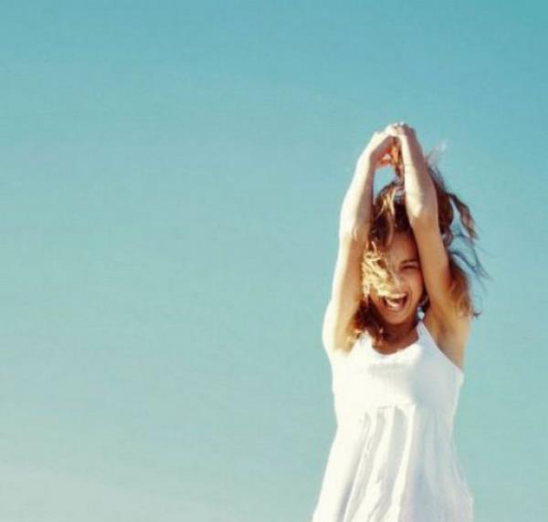 Geleneksel dnce baary takip etmenin kiiyi mutlulua gtreceine inanr.