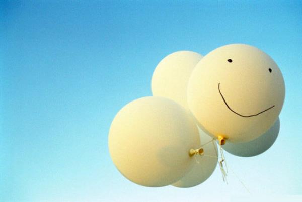 Aratrmalar bu denge noktasnn sabitlenebileceini gsteriyor. Genel mizacmz ve ruh halimiz evresel faktrlerden ve biyolojik mirastan etkilense de baz uzman grlerine gre mutluluk duygusunun yzde 40? bizim kontrolmzde.