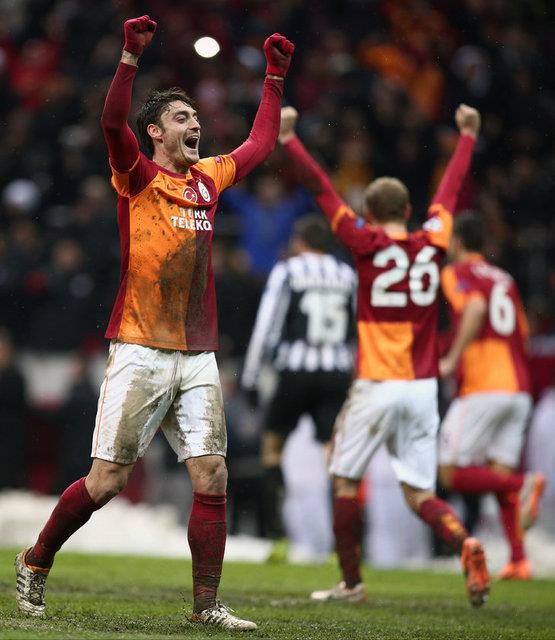 Bakalm Pazartesi akam yaplacak kura ekiminde Galatasaray'a kim kacak?   <p>Tek dileimiz temsilcimizin adn son 8 takm arasna yazdrmas...</p>