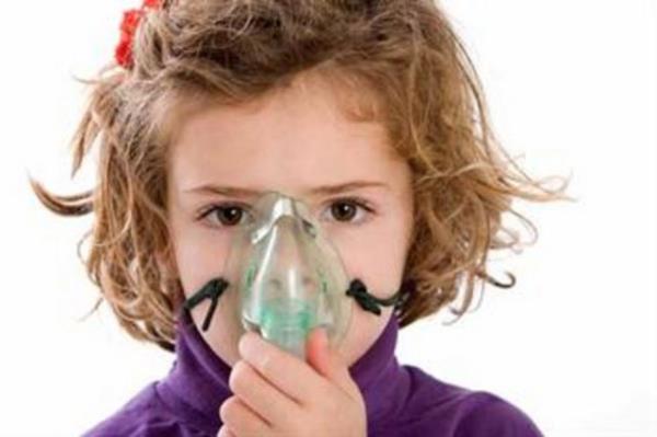 Anne stnn ilk 3 yata hltdan koruduuna dair almalar olduuna deinen Dr. Tansu, ?Hltl ocuklarda daha sonraki dnemlerde astm grlebileceinden anne stnn ilk alt ayda youn olarak verilmesi koruyuculuk asndan nemlidir.