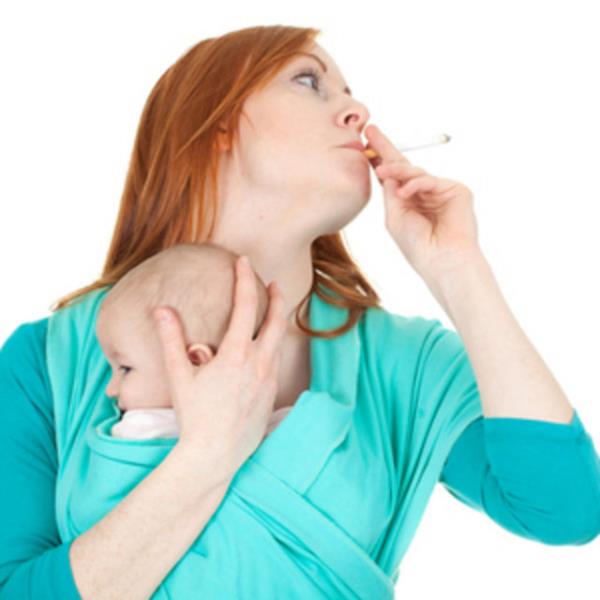 Do. Dr. Tansu sigara kullanmnn hem erken doum riskini hem de bebeklerde astm riskini arttrdn syledi.