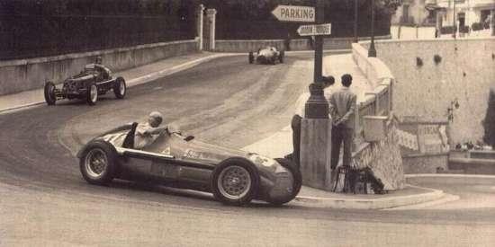 Formula 1, 1950 y�l�n�n May�s ay�nda, �ngiltere’nin efsanevi pisti Silverstone’da start ald�.