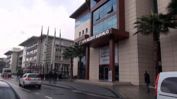 stanbul Cumhuriyet Savcl'nn talimatyla balatlan kamu ihalelerinde fesat ve rvet operasyonu byyor.