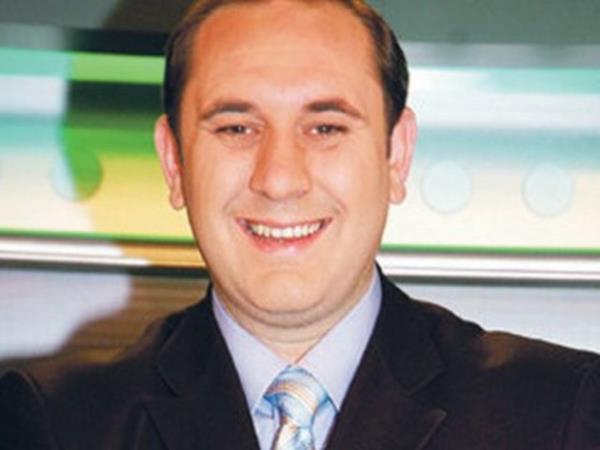 TV 8 SPKER FKRET ENGN: "Gooool!!! Durum 2-1 hatta 3-1..." (Juventus-Udinese manda Juventus'un 3. goln aktaryor)