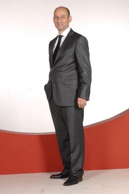 ZHAN CANAYDIN: "Bir yayn kuruluu da iki tane ty yeni bitmi kpek yavrusunun grntlerini "Olimpiyat Stad'n kurtlar bast'' diye gstermiti.  <p> SERHAT ULUEREN: "O grntleri biz yaynlamtk."</p>