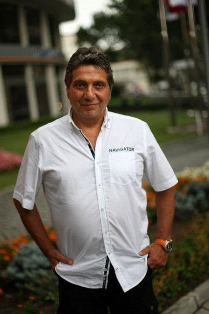 MT AKTAN "Seluk, hi gerek yoktu bu faule. Eer kart greceksen bari adam hastanelik olsun..."