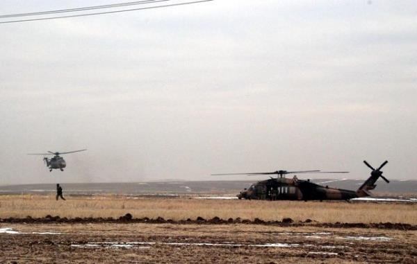 <p><b>11 EKM 2012</b></p>   Diyarbakr'n Lice lesi'nde askeri helikopter dt. 1 asker ehit oldu.