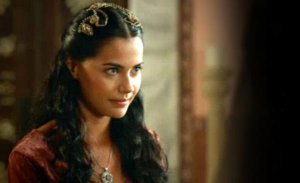 <b>Fatmagl Fak</b> Mihrimah Sultan'n cariyesi.