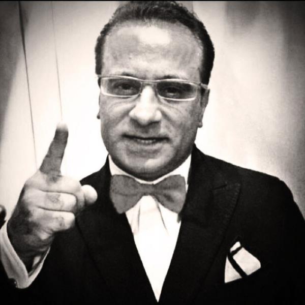 DR. EROL KSE Ebru Gundesin ergen suratli tombul kocasi da gozaltinda,rusvet vs yolsuzluklar varmis , vay vay vay ,Hakan Sukur istifasi ile basladi ma