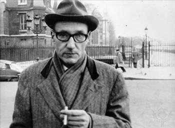 William S. Burroughs 23&#8242;n esrarn kefetti.. Filmin esin kayna olan 23 says rendik ki hayatn birok alannda kendini gsteriyor. 23 says birok gizemli tesadfte sakl ancak sadece onu fark edebilen gryor. "23 muammas" tm olaylarn dorudan 23 saysyla ilikili olduu inancn kapsyor.