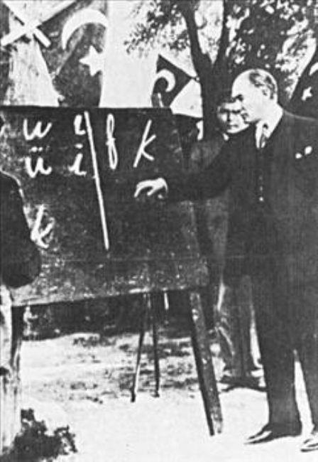 Latin alfabesinde 23 harf bulunur.