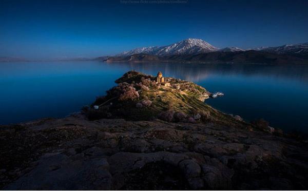 Van: Akdamar Adas ve Kilisesi. Fotoraf, Coolbiere. A.