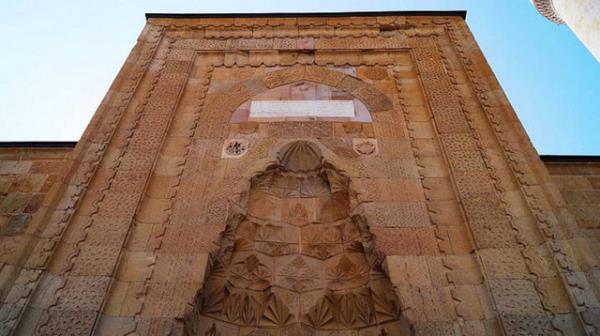 Nide: Alaaddin Camii. Fotoraf, Serdar Gner