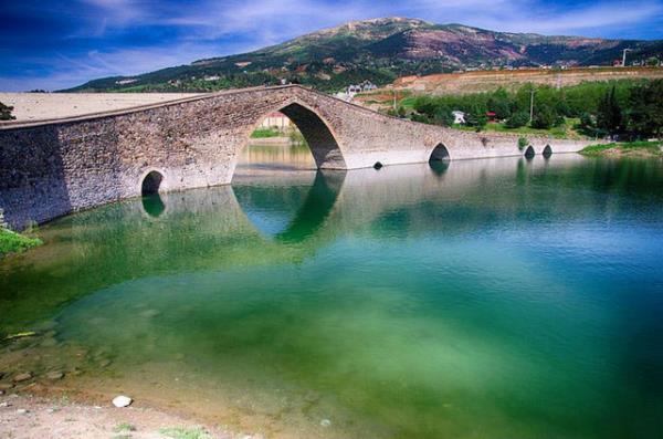 Kahramanmara: Ta Kpr. Fotoraf, mit Bor