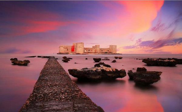 Mersin: Kz Kalesi. Fotoraf, Erdal Suat