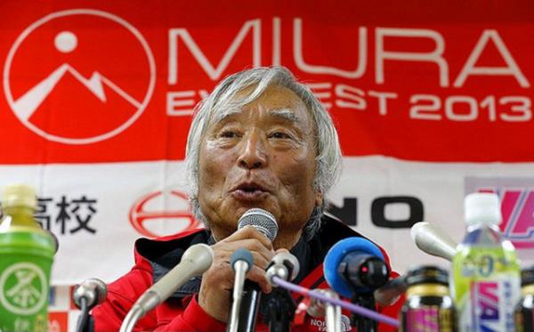 <p><b>Everest'e trmanan en yal kii</b></p>  80 yandaki Japon Yuichiro Miura Everest'e trmanan en yal insan nvanna sahip.