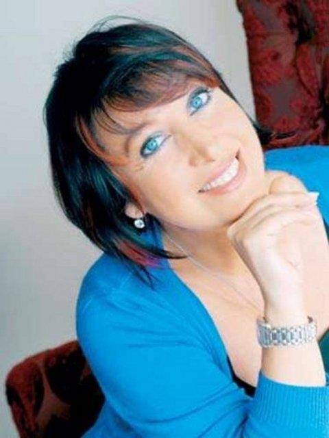 Tiyatro oyunlarnda en irkin hale defalarca brndm. Dolaysyla salarmn dklmesi falan hi nemli deil' demiti.