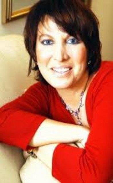 Oya Baar 'Benim Annem Bir Melek' dizisinde oynayan Oya Baar, getiimiz yl gs kanserine yakaland.