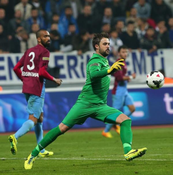 @apaci__ronaldo Az �nce tansiyonum d��t�, Onur K�vrak onu da ��kard�.