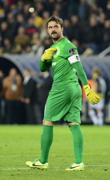 @aniluzkara Ligin ilk haftasinda rovasatayla gol atan Muhammed'i alkisladik, bu aksam Onur'u.Gecen sene samp. macinda Sivasi.Taraftar gibi taraftariz!