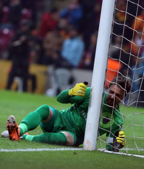 @UnalBasgan Onur ben mesaj� ald�m tamam yeter be olm. :@@