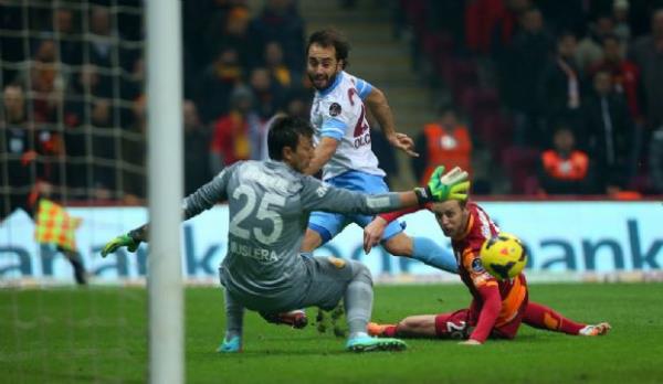 b�t�n barikatlara onur k�vrak ad� verilmelidir.