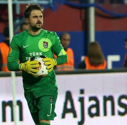 Ahmet �akar : �ki kaleci inan�lmaz bir performans g�sterdi. Onur K�vrak ile gurur duydum bir T�rk olarak