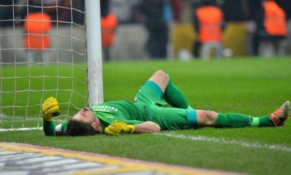 GS - TS ma��n�n �zeti= Sneijder vurdu Onur kurtard�.