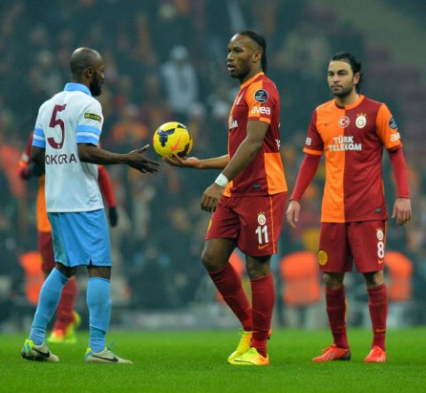 �ansal B�y�ka: D�n ak�am Trabzonlu bir dostum Colman'a yar�n ak�am dikkat edin, �imdiye kadar Noel ka��rmad� dedi. Dedi�i oldu valla (LigTV)de.