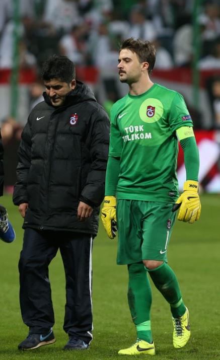 @KAYABJK Onur vs Gs forvetler ????????