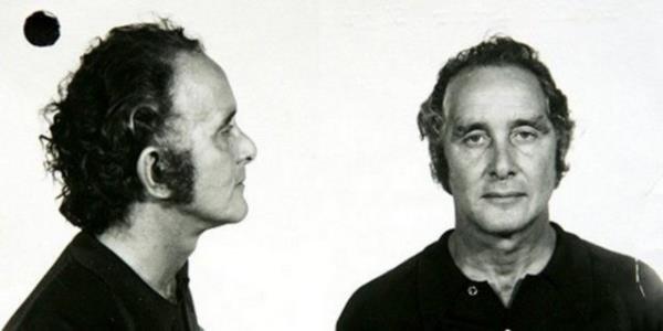 �ngiltere'de 1963 y�l�nda �nl� Glasgow - Londra treni soygununu ger�ekle�tiren Ronnie B�ggs'in ge�ti�imiz g�n 84 ya��nda hayat�n� kaybetmesi akla Holywood filmlerini aratmayan tarihin en �nl� soygunlar�n� getirdi. ��te tarihe ge�en o soygunlar...