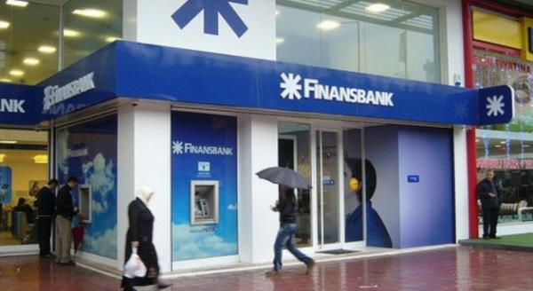 <p><b>Finansbank 300 kii</b></p>  Finansbank 671 ube ve 13.906 alanla mterilerine hizmet veriyor. 2013 ylnda 89 . yeni ube Aan ve 4 bini akn kiiyi ie alan Finansbank, 2014 ylnda hem dijital bankaclk, hem de ube bankacl alanlarnda bymeye devam edecek. Bu kapsamda 2014'te 25 yeni ube amay ve 300 kiilik ilave istihdam yaratmay planlyorlar.