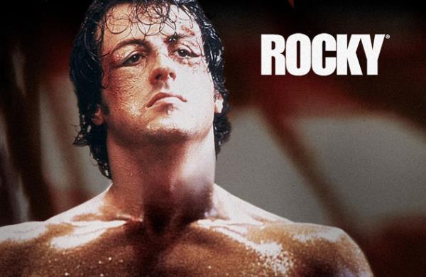 <p><b>Rocky Balboa</b></p>  lki 1976 ylnda ekilen 'Rocky' filmlerinin unutulmaz yldz Sylvester Stallone, canlandrd bu karakterle oyunculuk kariyerinin zirvesine kt. Bir boksr olan Rocky Balboa'nn hayatn anlatan filmin ynetmenliini John G. Avildsen yapmt. Filmin beenilmesiyle daha sonra ayn isim altnda drt film daha ekildi. 'Rocky', mzikleriyle de sinemaseverlerin unutulmazlar arasna girdi. 'Eye Of The Tiger' bu filmin unutulmaz arklarndan biri oldu. Mzik listelerinin zirvesine oturdu.
