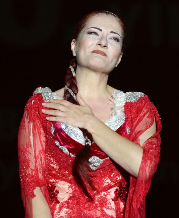 Candan Eretin: 200 bin TL