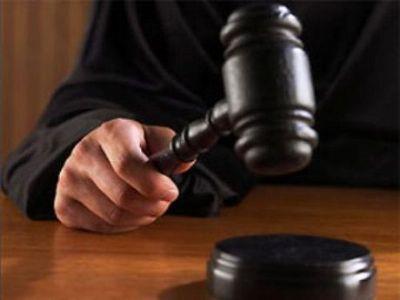 <p><b>Ergenekon Davas'nda karar</b></p>    stanbul 13. Ar Ceza Mahkemesi, 6 yl 2 ay sren Ergenekon Davas'nda kararn austosta aklad.