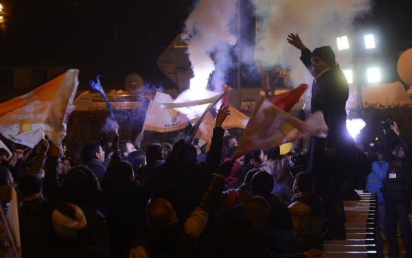 Havaalannda Dua , inan , samimiyet vard. Babakanmz DualarlaKarlyoruz