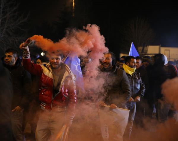 te o tweetlerden bazlar;