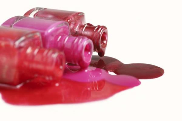 Bu nedenle kii, gerektiinde tedavi amal olarak dilerine dolgu veya kaplama yaptrabilir ve abdest ya da gusl alp, ibadetlerini yapabilir. Yaplan bu ilem tedavi amal ve zorunlu olduundan, mezhepler arasnda bir ihtilaf sz konusu deildir.