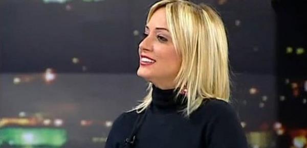 <p><b>Saba Tmer</b></p>    <b>Twitter ad:</b> @saba_t     <p><b>Takipi Says:</b> 1 milyon 874 bin 939</p>