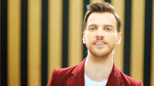 <p><b>Sinan Akl</b></p>    <b>Twitter ad:</b> @sinanakcil     <p><b>Takipi Says:</b> 1 milyon 488 bin 902</p>