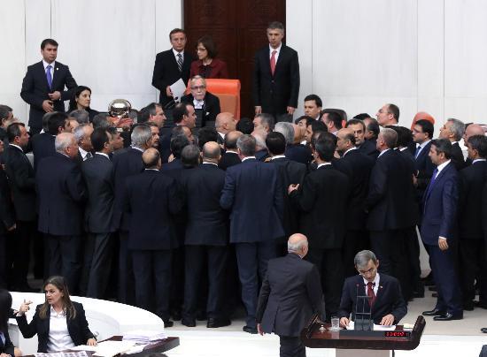 AK Parti grubunda, TBMM Bakanvekillii iin Sadk Yakut ve Aye Nur Bahekapl'nn isimleri belirlendi, AK Parti Grup bakanvekilliklerine ise Nurettin Canikli, Mustafa Elita Mahir nal, Ahmet Aydn ve Mihrimah Belma Satr seildi.